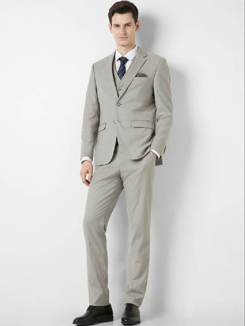 Notched lapel slim fit 3 piece suits