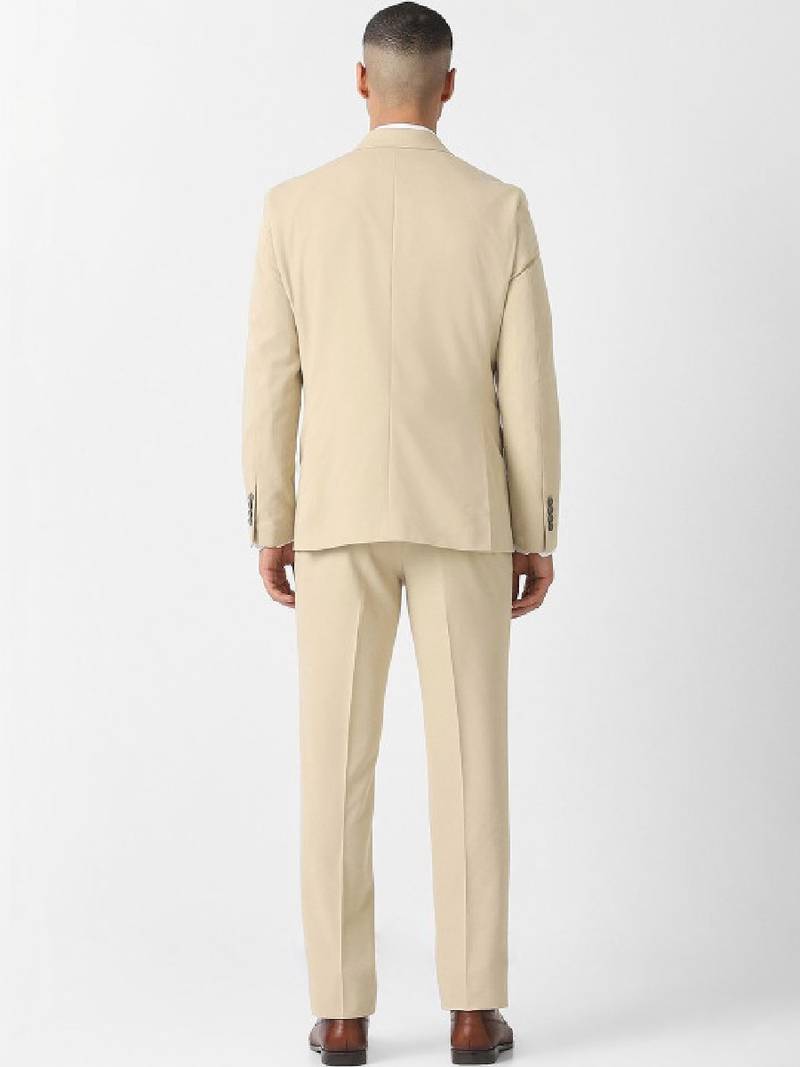Slim-fit double-breasted two-piece suit
