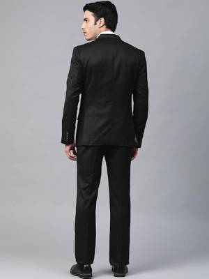 Notched lapel slim-fit single-breasted three-piece suit 4