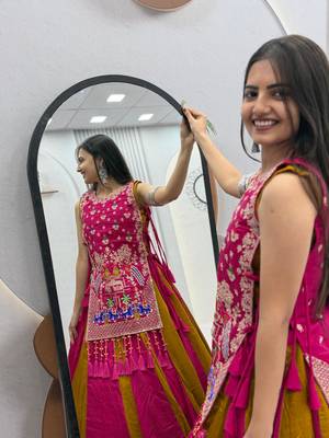 Pink Thread Navratri Lehenga Choli 3