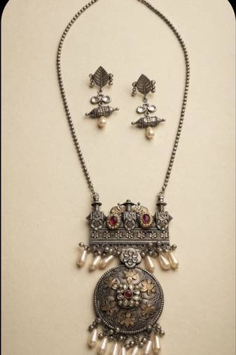 Silver trendy silver plated necklace set for women