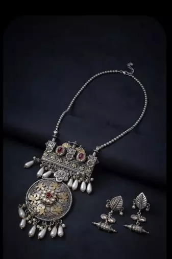 Silver trendy silver plated necklace set for women