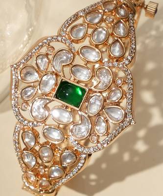 Gold plated green kundan bracelet 2