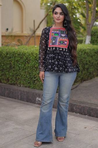  bandhani print kurti with kutchi patchwork -  free size 