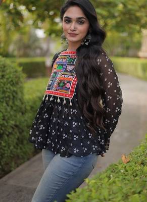  bandhani print kurti with kutchi patchwork -  free size  5
