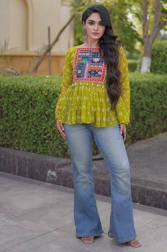  bandhani print kurti with kutchi patchwork -  free size 