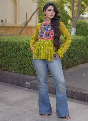  bandhani print kurti with kutchi patchwork -  free size  3