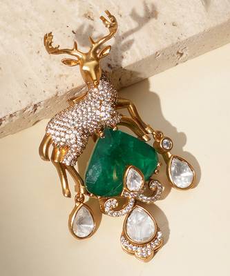 Gold plated green stone kundan dear motif brooch 2