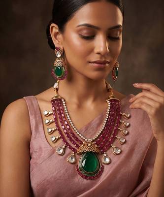 Gold plated emerald green stone layered necklace set 4