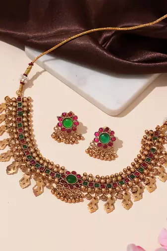 Gold plated green stones necklace set