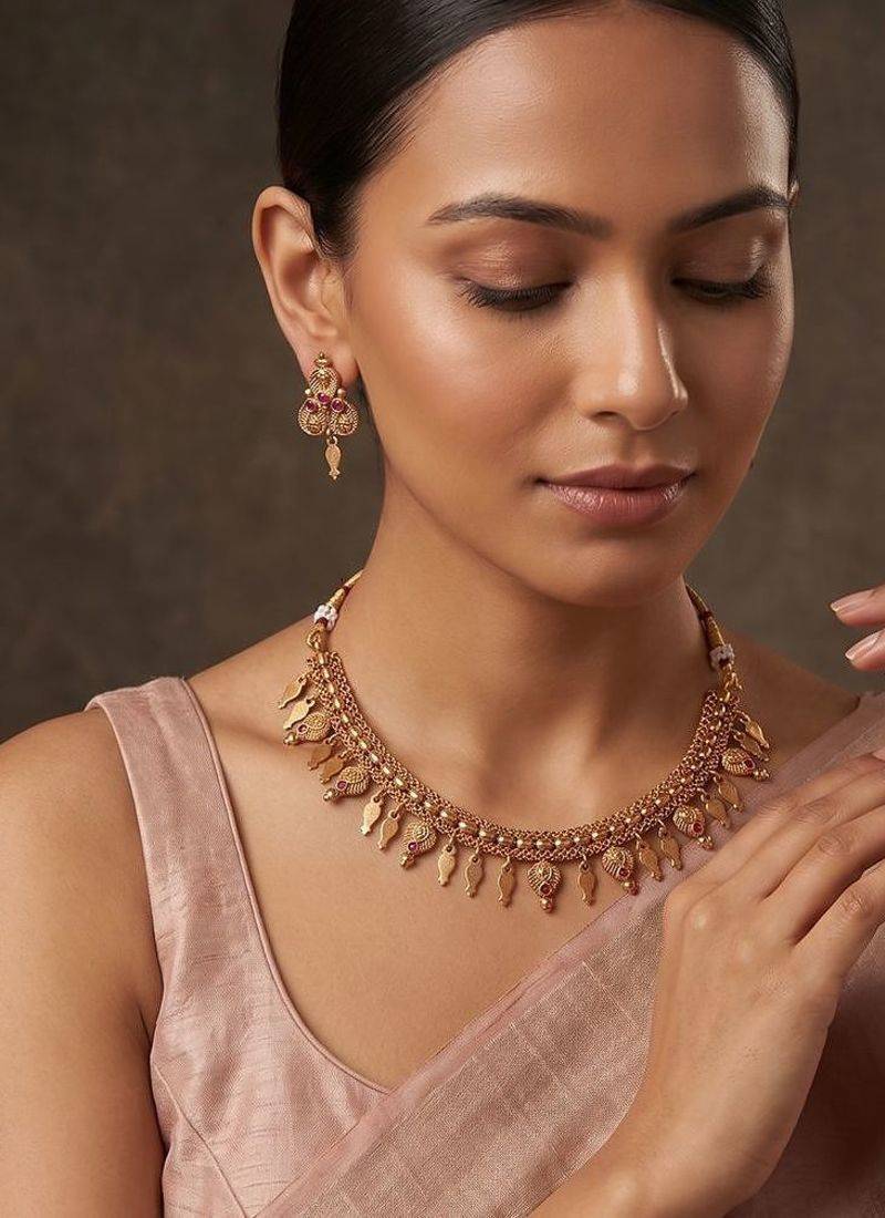 Gold plated heritage necklace set