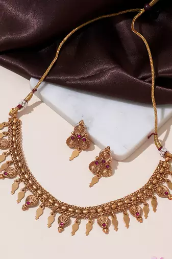 Gold plated heritage necklace set