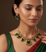 Gold plated green leaf necklace set