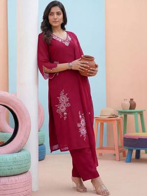 Women Floral Embroidered Regular Thread Work Kurta with Trousers & With Dupatta 5