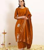 Women Ethnic Motifs Printed Regular Kurta with Trousers & With Dupatta