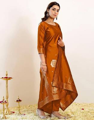 Women Ethnic Motifs Printed Regular Kurta with Trousers & With Dupatta 3