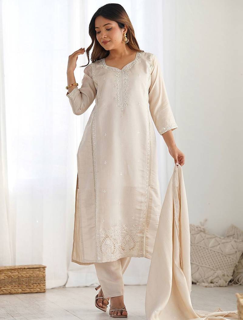 Women Ethnic Motifs Embroidered Kurta with Trousers & Dupatta