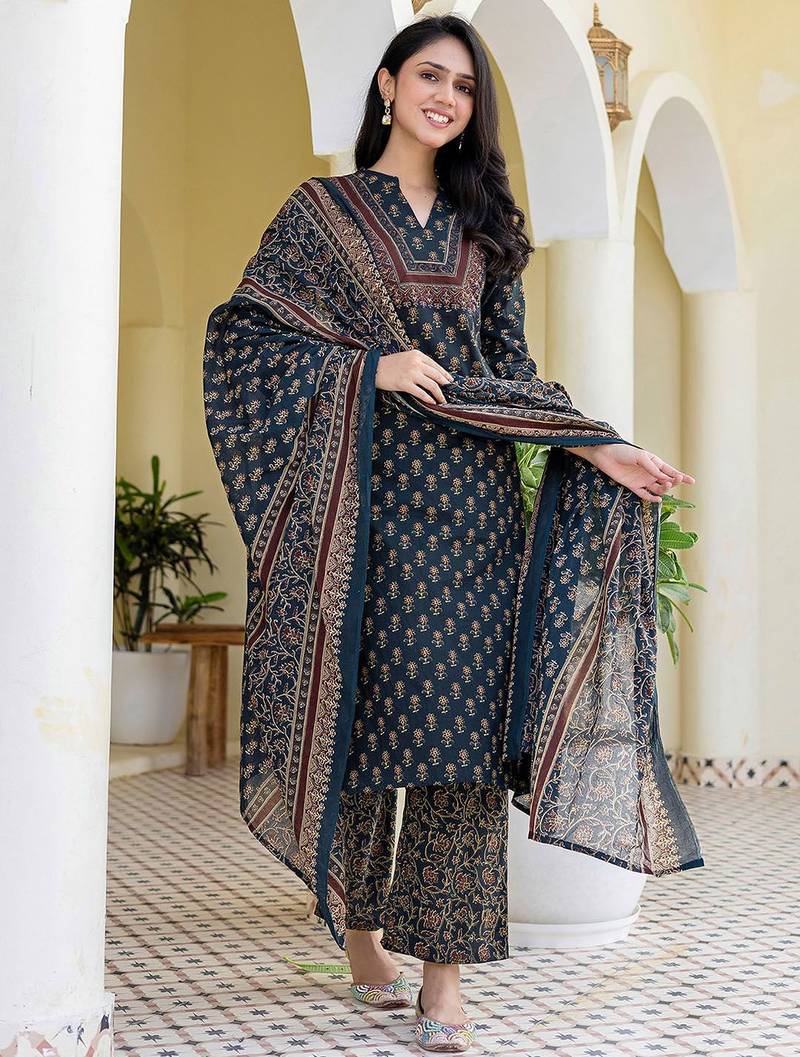 Women Ethnic Motifs Print Regular Kurta with Trousers & With Dupatta