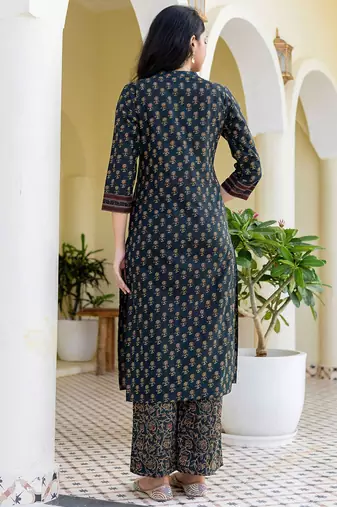 Women Ethnic Motifs Print Regular Kurta with Trousers & With Dupatta