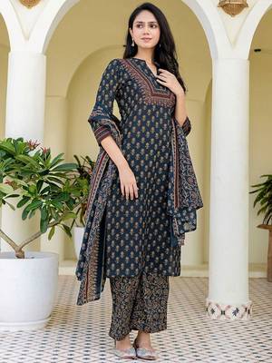Women Ethnic Motifs Print Regular Kurta with Trousers & With Dupatta 4