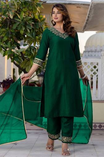 Women Ethnic Motifs Embroidered Kurta with Trousers & With Dupatta