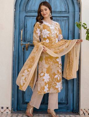 Women Floral Printed Mirror Work Kurta with Trousers & With Dupatta Kurta Sets 4