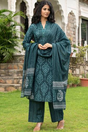Women Ethnic Motifs Printed Kurta with Trousers & Dupatta