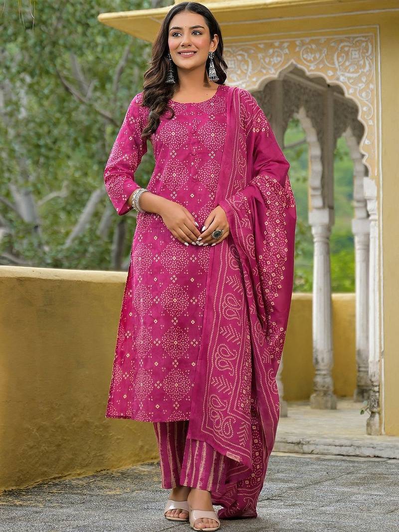 Women Ethnic Motifs Printed Regular Kurta with Trousers & With Dupatta