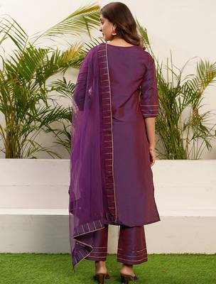 Women Striped Kurta with Palazzo & Dupatta 3