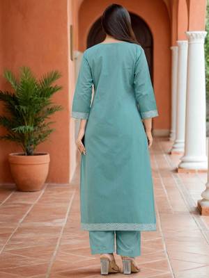 Women Floral Woven Design Kurta With Trousers & Dupatta 4