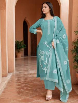 Women Floral Woven Design Kurta With Trousers & Dupatta 5