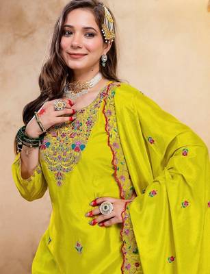 Women Ethnic Motifs Embroidered Regular Thread Work Kurta with Palazzos & With Dupatta 2