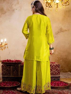 Women Ethnic Motifs Embroidered Regular Thread Work Kurta with Palazzos & With Dupatta 3