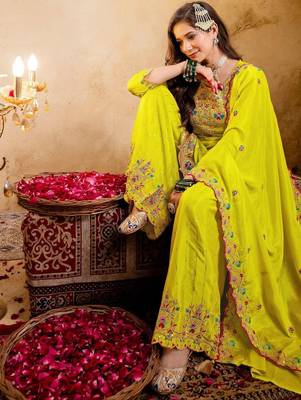 Women Ethnic Motifs Embroidered Regular Thread Work Kurta with Palazzos & With Dupatta 7