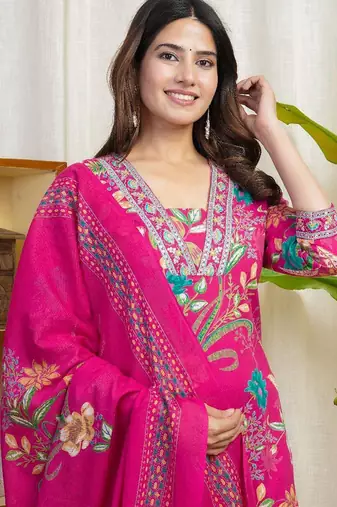 Women Floral Printed Sequinned Regular Straight Kurta with Trousers & Dupatta