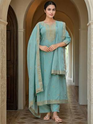 Women Regular Kurta with Trousers & With Dupatta 1