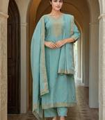 Women Regular Kurta with Trousers & With Dupatta