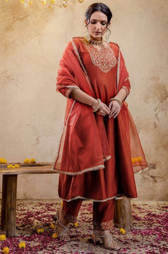 Ethnic Motifs Embroidered Anarkali Sequinned Kurta With Trousers & Dupatta