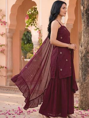 Women Embroidered Regular Thread Work Kurta with Sharara & With Dupatta 3