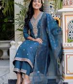 Women Floral Embroidered Kurta with Trousers & Dupatta