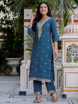Women Floral Embroidered Kurta with Trousers & Dupatta 6