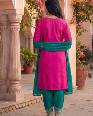Women Floral Embroidered Regular Thread Work Kurta with Patiala & With Dupatta 3