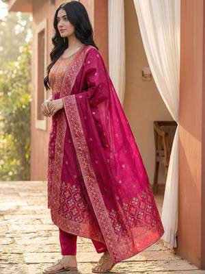 Women Ethnic Motifs Regular Kurta with Trousers & With Dupatta 6