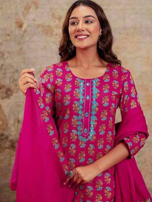 Women Floral Printed Mirror Work Kurta with Trousers & Dupatta 1