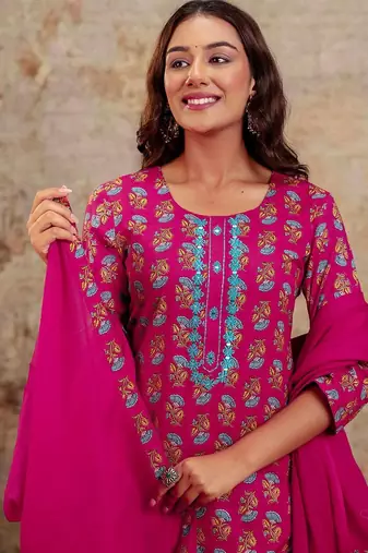 Women Floral Printed Mirror Work Kurta with Trousers & Dupatta