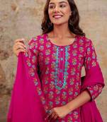 Women Floral Printed Mirror Work Kurta with Trousers & Dupatta