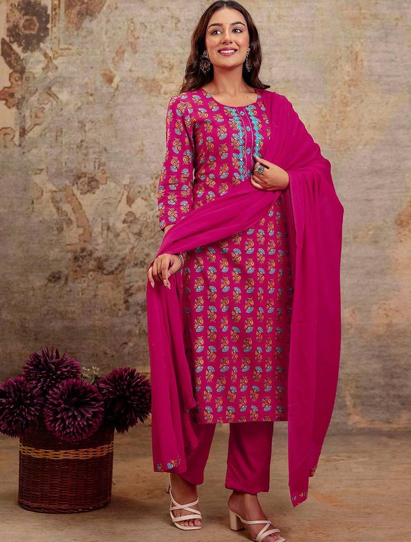 Women Floral Printed Mirror Work Kurta with Trousers & Dupatta