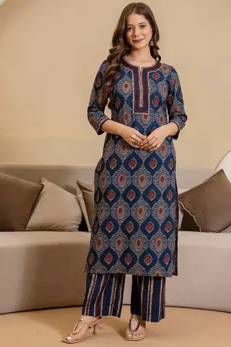 Women Geometric Printed Kurta with Palazzos & Dupatta