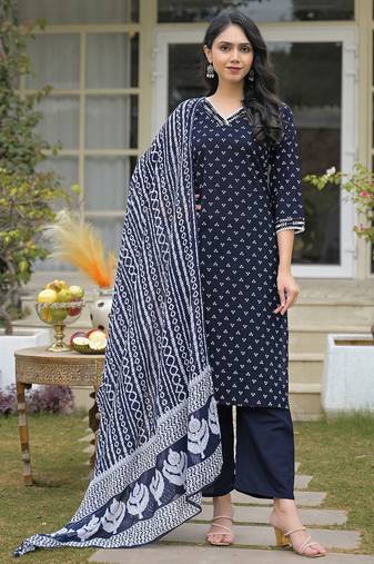 Women Ethnic Motifs Printed Regular Thread Work Kurta with Palazzos & With Dupatta