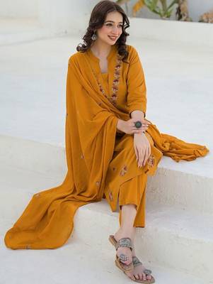 Women Ethnic Motifs Embroidered Regular Thread Work Kurta with Trousers & With Dupatta 2